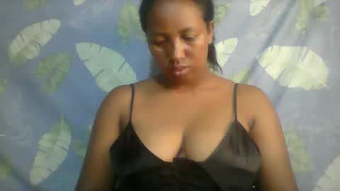 Snapshot of minie4tina chatting on 02-09-25, 06:33 Minie4Tina online show from 02-09-25, 06:33