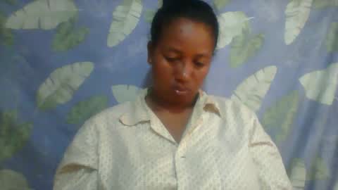 Snapshot of minie4tina chatting on 02-24-25, 05:43 Minie4Tina online show from 02-24-25, 05:43