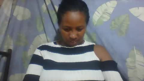 Snapshot of minie4tina chatting on 03-08-25, 02:40 Minie4Tina online show from 03-08-25, 02:40