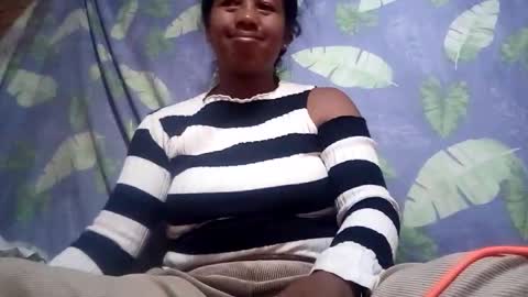 Snapshot of minie4tina chatting on 03-09-25, 04:49 Minie4Tina online show from 03-09-25, 04:49