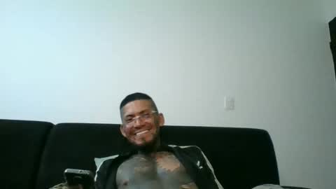 miniimgra online show from 10-26-25, 01:55