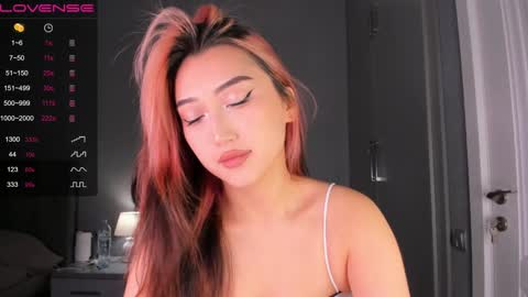 minnie_jin online show from 12-13-24, 03:54