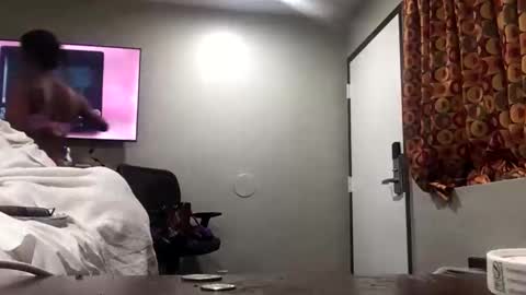 minniehunney online show from 11-21-25, 11:20