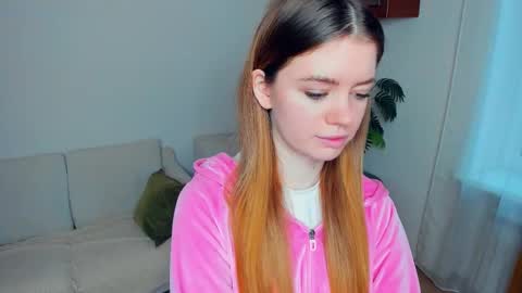 Snapshot of mintykisss chatting on 11-29-25, 07:11 Linda online show from 11-29-25, 07:11