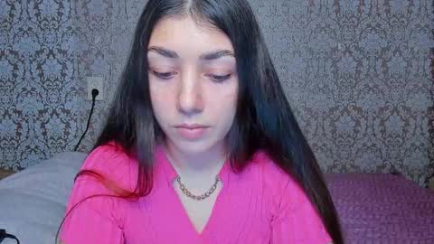 Snapshot of mira_bloempje chatting on 11-30-25, 06:56 Mira online show from 11-30-25, 06:56