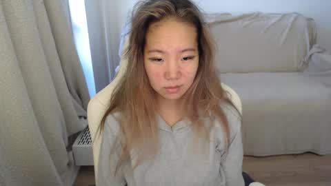 mira_g online show from 09-12-25, 06:13