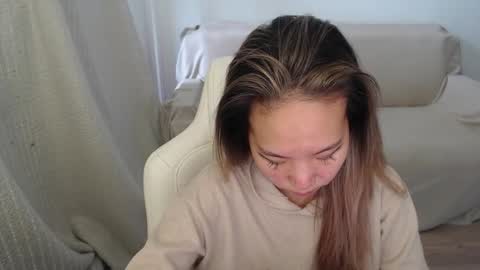 mira_g online show from 09-22-25, 11:56