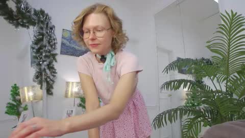 mira_marni online show from 12-18-25, 11:05