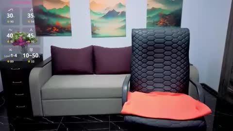 Snapshot of mira_whitme chatting on 01-17-26, 12:43 Mira online show from 01-17-26, 12:43