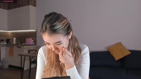 Mirana online show from 02-21-25, 03:12