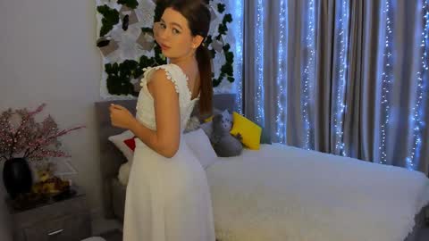 Emma online show from 01-11-25, 02:15