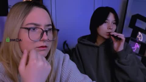 Snapshot of miraella chatting on 09-29-25, 08:30 Mira online show from 09-29-25, 08:30