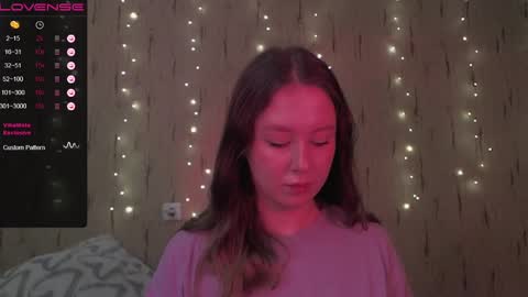 Kira online show from 12-17-24, 10:23