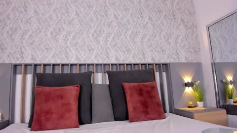 Miranda online show from 01-12-25, 05:03