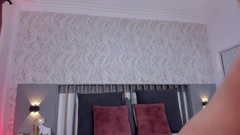 Miranda online show from 02-27-25, 05:56