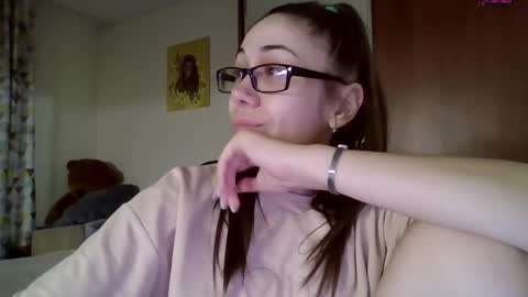 MIRANDA online show from 02-16-25, 01:05