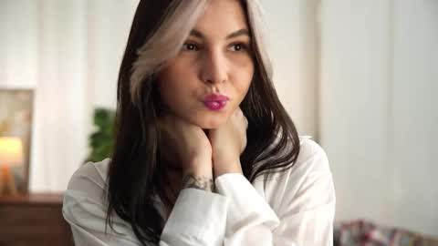 My name is Adele online show from 10-23-25, 07:51