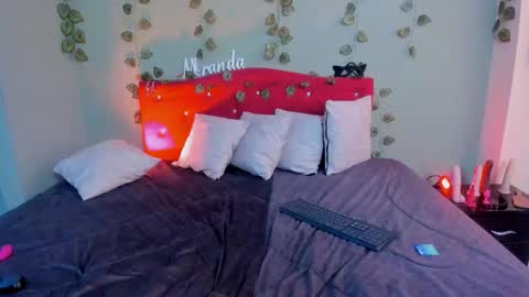 Miranda online show from 02-06-26, 04:54