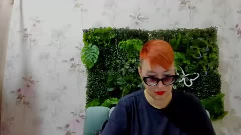 mirandagill online show from 12-16-24, 09:03