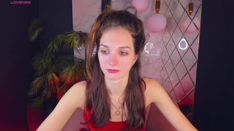 Snapshot of mirandaglow chatting on 01-17-25, 11:59 Miranda online show from 01-17-25, 11:59