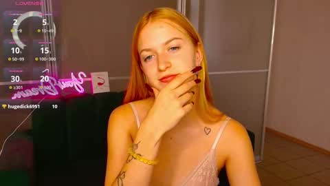 Snapshot of mirandamayers chatting on 09-17-25, 06:04 MirandaMayers online show from 09-17-25, 06:04