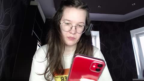 Mira online show from 03-11-25, 07:48