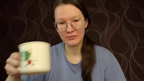 Mira online show from 09-28-25, 07:47