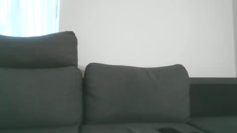 Snapshot of mirra_sins chatting on 10-21-25, 02:40 Mirra online show from 10-21-25, 02:40