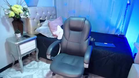 Misaaki online show from 11-06-25, 11:33