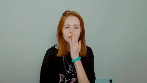 misaki_chan_ online show from 09-26-25, 07:07