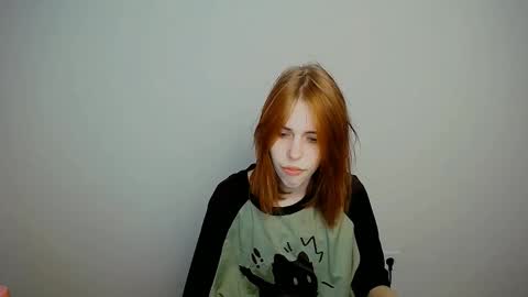 misaki_chan_ online show from 10-19-25, 02:50