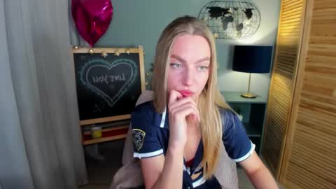 mishapallmer online show from 10-06-25, 01:36