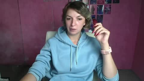 Snapshot of mishelle_blondie chatting on 07-10-26, 05:56 Mishelle online show from 07-10-26, 05:56