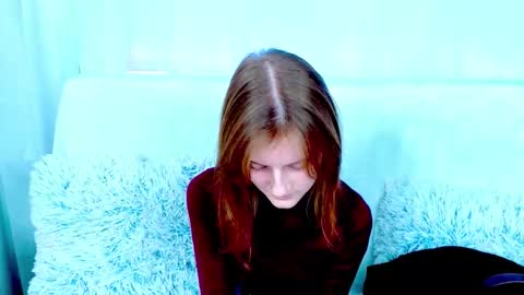 Snapshot of miss___alisa chatting on 12-16-25, 07:46 Alisa NONNUDE online show from 12-16-25, 07:46