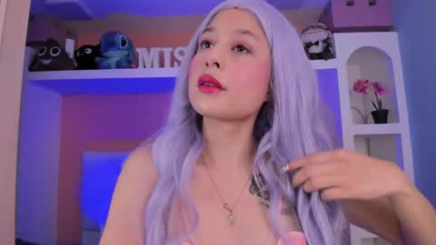 Lunna online show from 10-18-25, 11:00