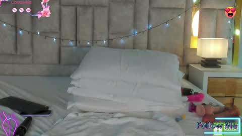 Miss Abigail  online show from 01-30-25, 03:08