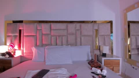 Miss Abigail  online show from 10-13-25, 12:38