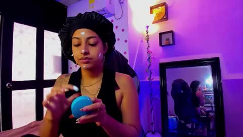 Snapshot of miss_akemi chatting on 10-15-25, 01:11 Akemi 3 online show from 10-15-25, 01:11