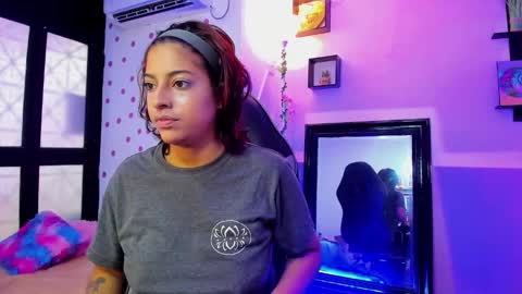 Snapshot of miss_akemi chatting on 10-20-25, 01:11 Akemi 3 online show from 10-20-25, 01:11