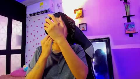 Snapshot of miss_akemi chatting on 10-22-25, 01:11 Akemi 3 online show from 10-22-25, 01:11