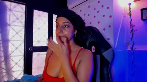 Snapshot of miss_akemi chatting on 11-09-25, 02:04 Akemi 3 online show from 11-09-25, 02:04