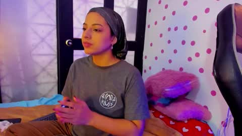 Snapshot of miss_akemi chatting on 11-10-25, 01:10 Akemi 3 online show from 11-10-25, 01:10