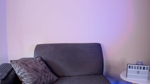 Alexa Sarmiento online show from 01-21-25, 01:00