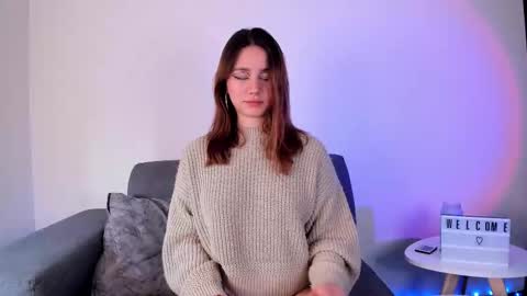 Alexa Sarmiento online show from 02-18-25, 02:27