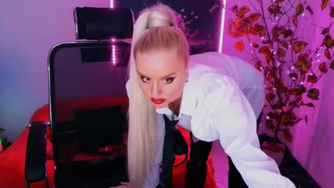 miss_alice_silver online show from 10-03-25, 09:56