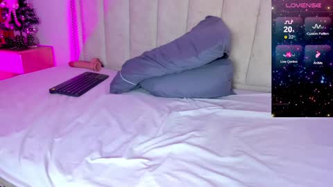 Amber  online show from 12-19-24, 08:02