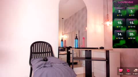 Amber  online show from 12-26-24, 10:16