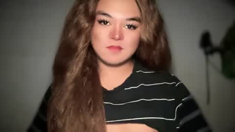 Snapshot of miss_anita_69x chatting on 02-19-26, 02:51 Anita online show from 02-19-26, 02:51