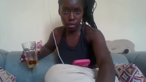 Snapshot of miss_atitude chatting on 09-22-25, 09:44 miss_atitude online show from 09-22-25, 09:44