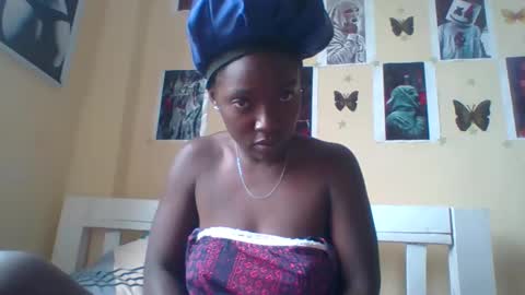 Snapshot of miss_atitude chatting on 09-30-25, 09:14 miss_atitude online show from 09-30-25, 09:14